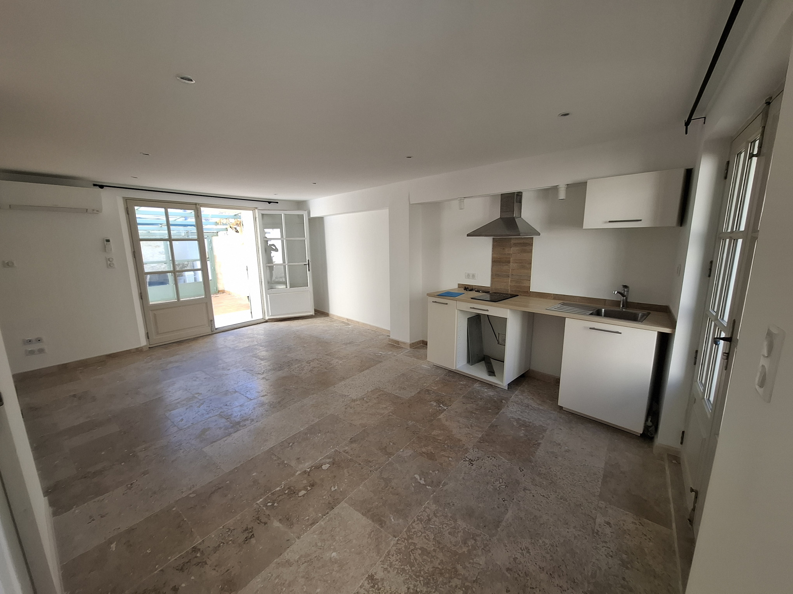 Image_3, Maison de village, Fontvieille, ref :L.2026.026